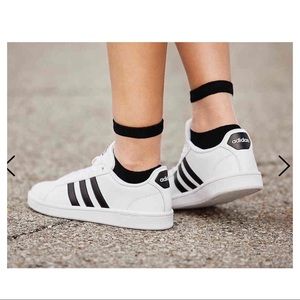 ❌❌Sold❌❌Adidas Sneakers